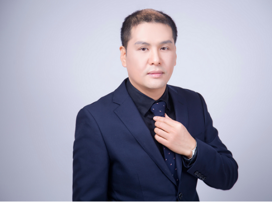 首席律师
